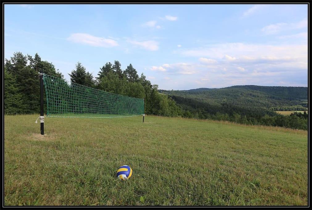 Swiety Spokoj Palesnica Exterior foto